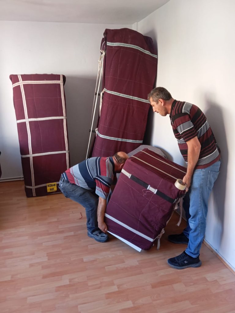 Köşe Evden Eve Asansörlü Nakliyat | KütahyaKöşe Evden Eve Asansörlü Nakliyat | Kütahya